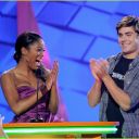 zac-efron-ashley-tisdale-kca-2012-03.jpg