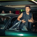 zac-efron-john-john-campaign-02.jpg