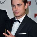 zac-efron-paperboy-after-party-cannes-12.jpg