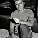 zac-efron-penshoppe-9.jpg