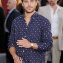 zac-efron-rock-of-ages-los-angeles-premiere-36.jpg