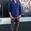 zac-efron-rock-of-ages-los-angeles-premiere-88.jpg