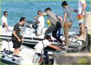 zac-efron-shirtless-july-4-saint-tropez-23.jpg