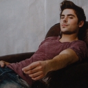 zac-efron-the-lucky-one-promo-18.jpg